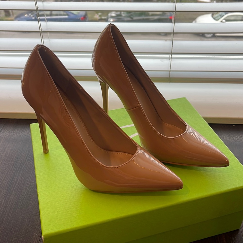 Pretty little thing heels- size 7